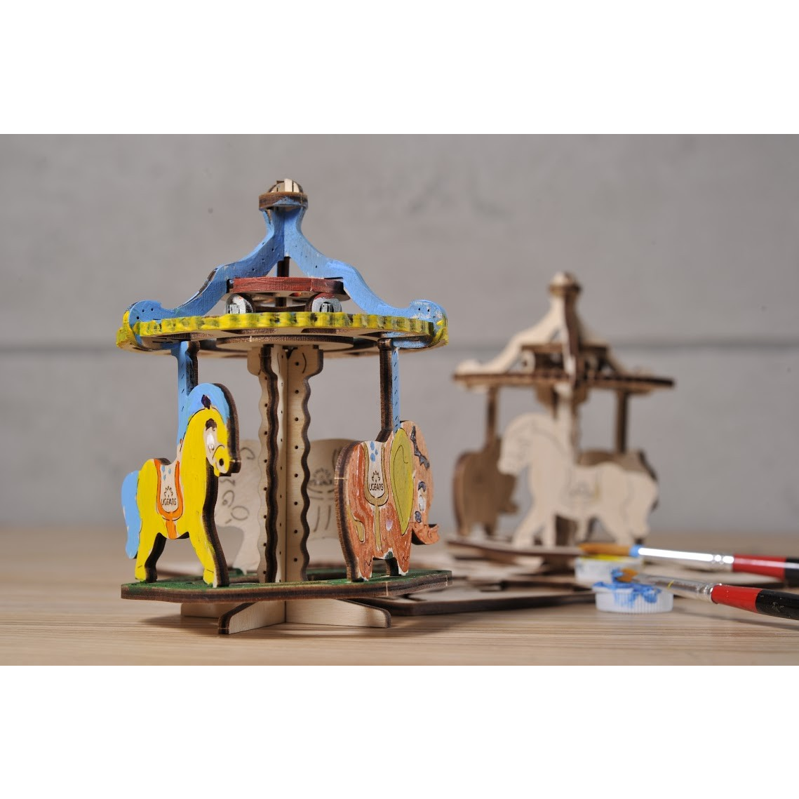 UGEARS 3D COLOURING MODEL MERRY-GO-ROUND -
