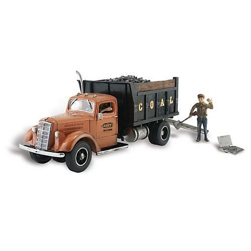 AUTOSCENE LUMPY S COAL COMPANY TRUCK W/FIGURES - AS5555