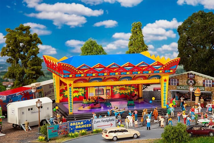 FALLER 190074 PROMOTIONAL SET VILLAGE FUNFAIR