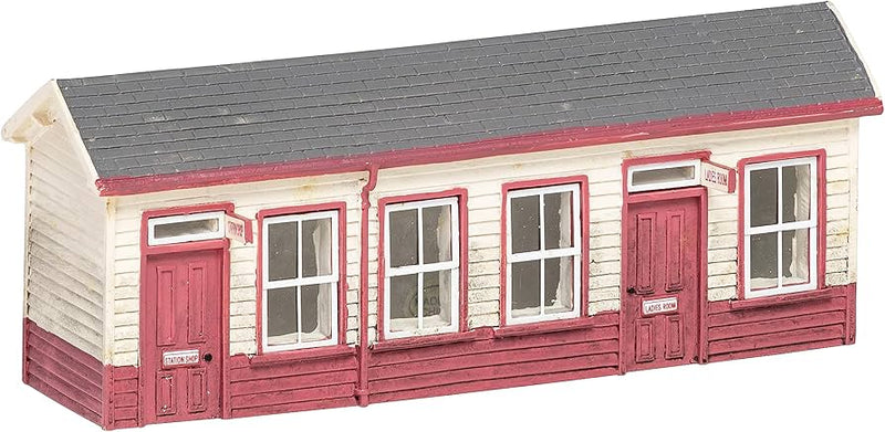 Hornby Harry Potter Hogsmeade Station Waiting Room Model - R7233