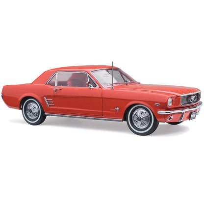 CLASSIC CARLECTABLES 1/18 FORD 1966 PONY MUSTANG SIGNAL FLARE RED - 18804